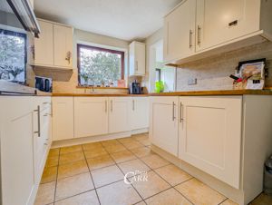 Kitchen- click for photo gallery